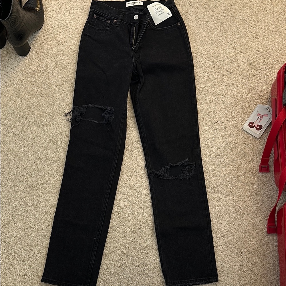 Abrecrombie NWT Distressed Women's Jeans